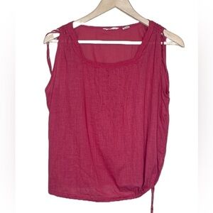 AMERICAN eagle burgundy red sleeveless adjustable square neck blouse.